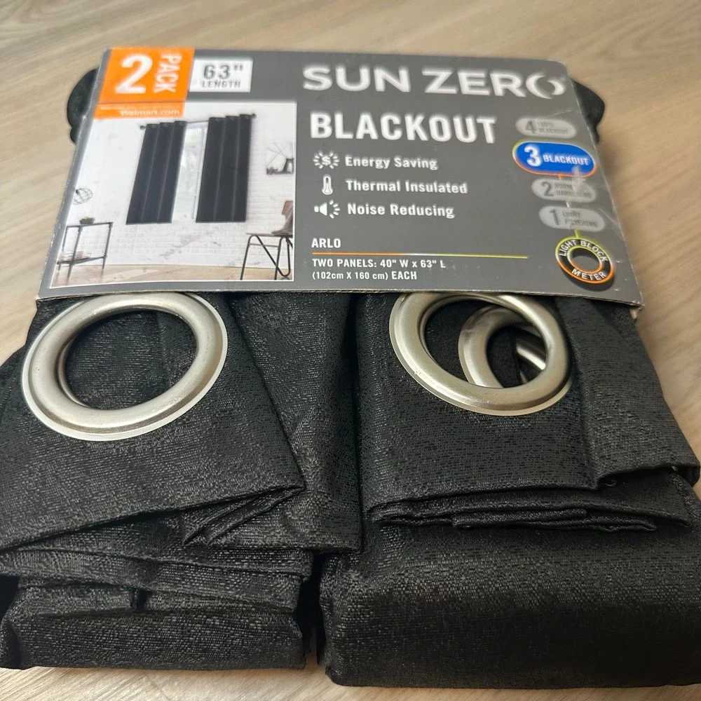 Sun Zero Arlo Blackout Grommet Curtain 2 Panels 40x63 Energy‎ Save Thermal Pack